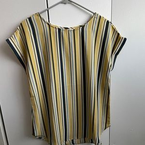 3/$30 Yellow and blue striped blouse